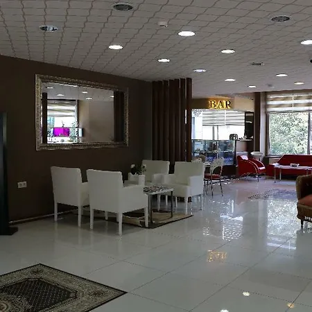 Business Grand Готель